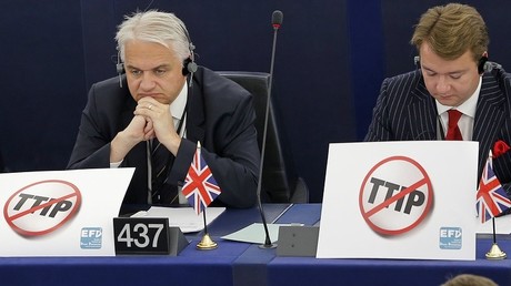 Grande-Bretagne : des leaders de grands partis s’unissent dans un appel contre le TTIP