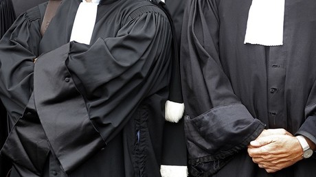 Au tribunal de Melun, un avocat tire sur le bâtonnier puis se suicide