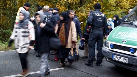 L'Allemagne limite les arrivées de migrants à cinq points de passage à la frontière autrichienne 