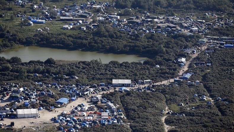Des bénévoles britanniques de Calais arrêtés par les forces anti-terroristes