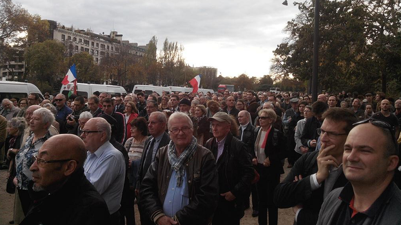 A Paris, manifestation de soutien à Viktor Orban contre «l'invasion migratoire» (PHOTOS, VIDEO)