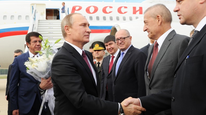 Poutine : seuls des efforts conjoints peuvent enrayer la menace terroriste et la crise migratoire