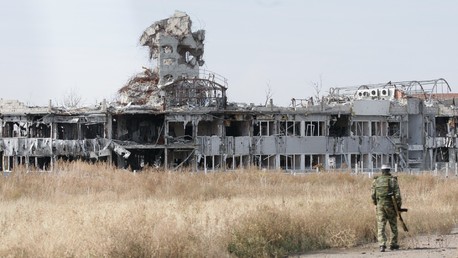 Ukraine : L’aéroport de Donetsk aurait été bombardé seize fois depuis hier