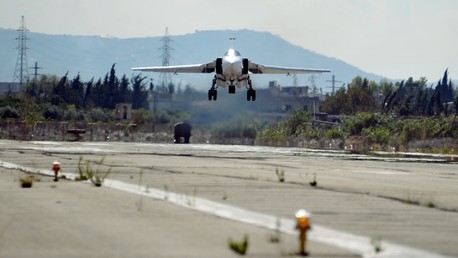 Le corps du pilote russe de SU-24 sera acheminé en Russie, selon le Premier ministre turc