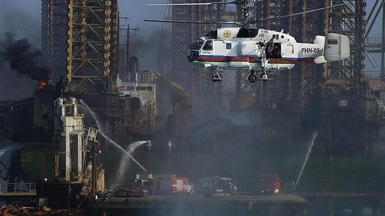 Au 3ème jour de l’incendie d’une plateforme de la Caspienne, on compte 7 morts et 23 disparus