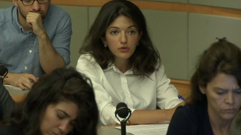 WikiLeaks a appelé les médias féministes à intervenir en faveur de la correspondante de RT