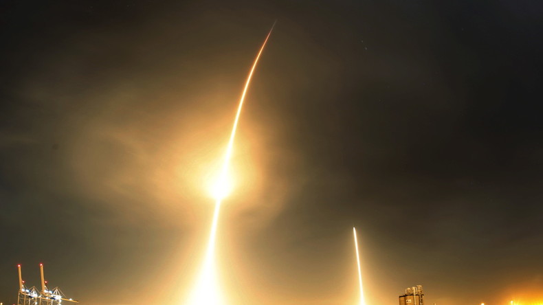 Lancement de la Fusée Falcon 9 : Jeff Bezos et Elon Musk s’attaquent par tweets interposés
