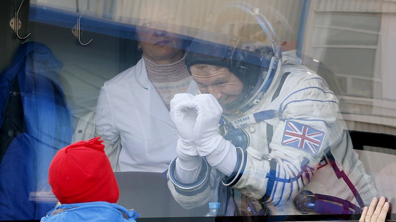 «Bonjour, est-ce bien la Terre ?», l’astronaute Tim Peake se trompe de numéro