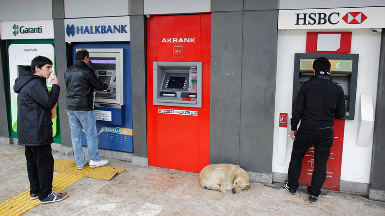 Les banques et sites gouvernementaux turcs victimes d'une attaque numérique «massive» des hackers