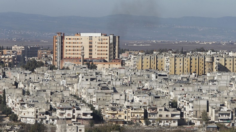 Jusqu'à 30 morts dans un triple attentat à Homs, en Syrie (VIDEO)