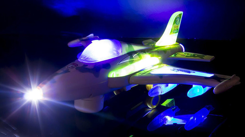 Un avion de chasse qui chante les louanges d'Allah