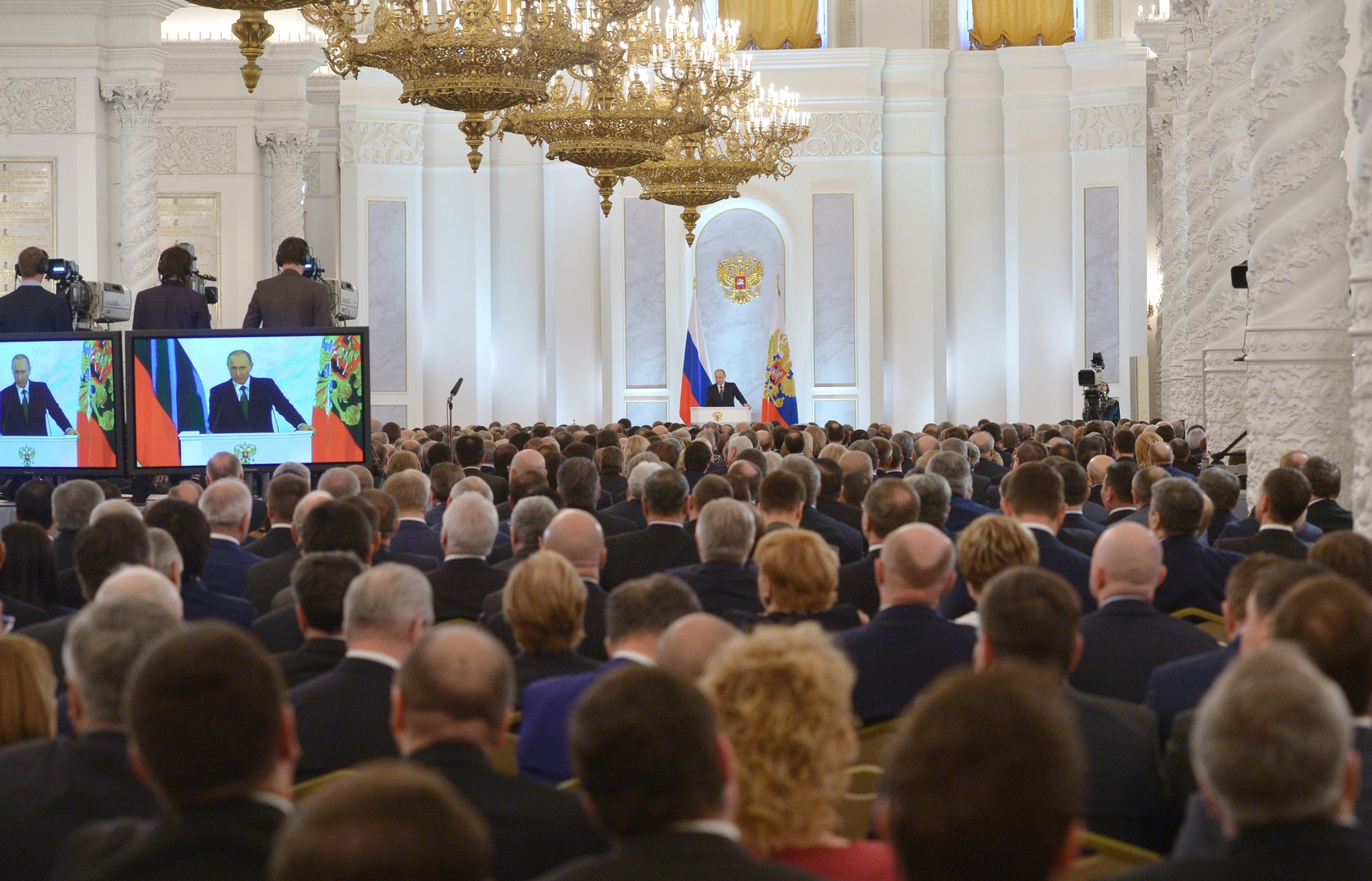 EN DIRECT : Vladimir Poutine Prend La Parole Devant L’Assemblée ...