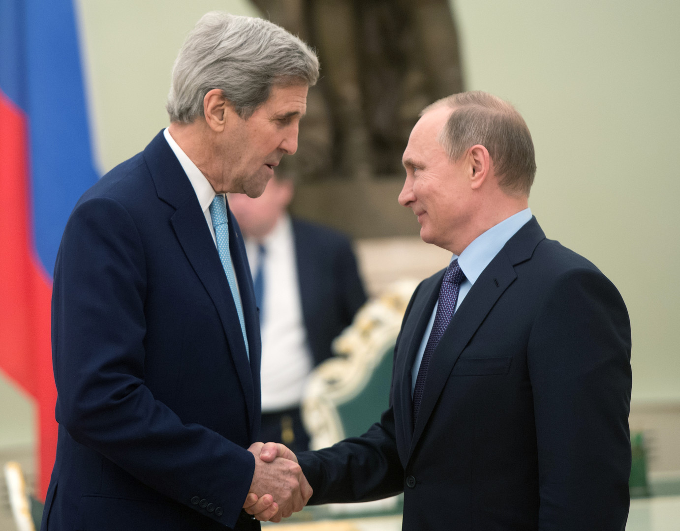 Kerry à la TV russe : «Washington ne cherche pas à changer le gouvernement, mais Assad doit partir»