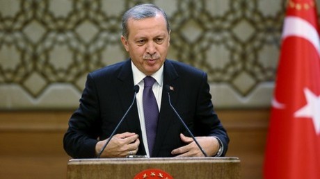 Défense russe : Recep Tayyip Erdogan et sa famille sont impliqués dans la vente du pétrole de l'EI