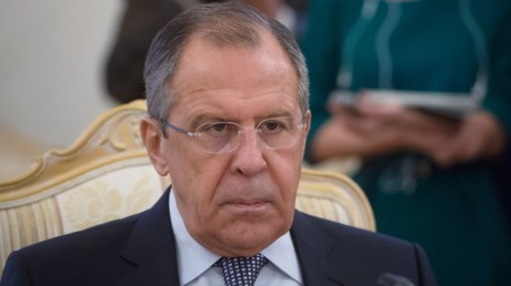 Lavrov : la Russie présentera ses preuves d’un trafic de pétrole de Daesh en Turquie devant l’ONU
