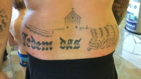 Allemagne : du sursis pour un politicien ayant arboré un tatouage nazi à la piscine