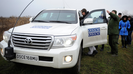 Des journalistes russes et membres de l’OSCE se sont retrouvés sous les tirs dans l’est ukrainien