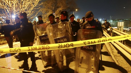 Policiers turcs