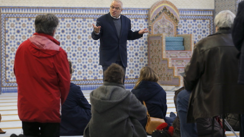 Portes ouvertes et «thé de la fraternité» à Ajaccio et dans les mosquées de France