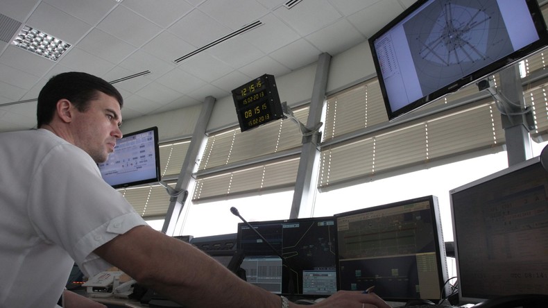 Des contrôleurs aériens stagiaires ont évité une collision dans le ciel de Moscou