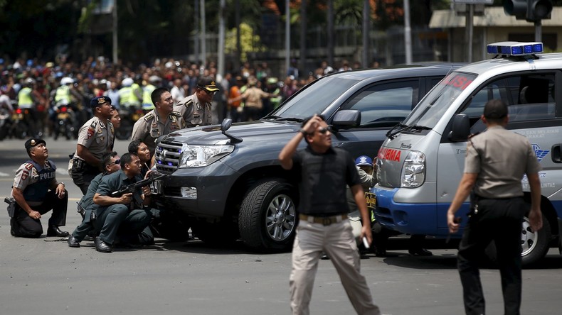 EN DIRECT : Daesh revendique les attentats en Indonésie (PHOTOS, VIDEO)