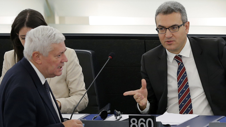 Aymeric Chauprade : «Je veux absolument éviter un 2e tour PS-FN à la présidentielle»