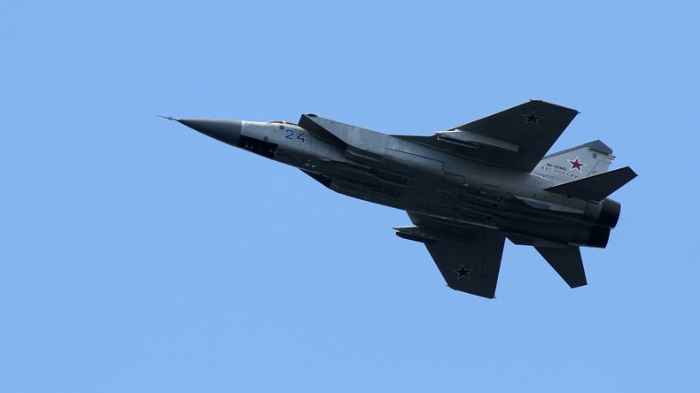 Un MIG-31 s’écrase en Sibérie mais les pilotes ont pu s’éjecter