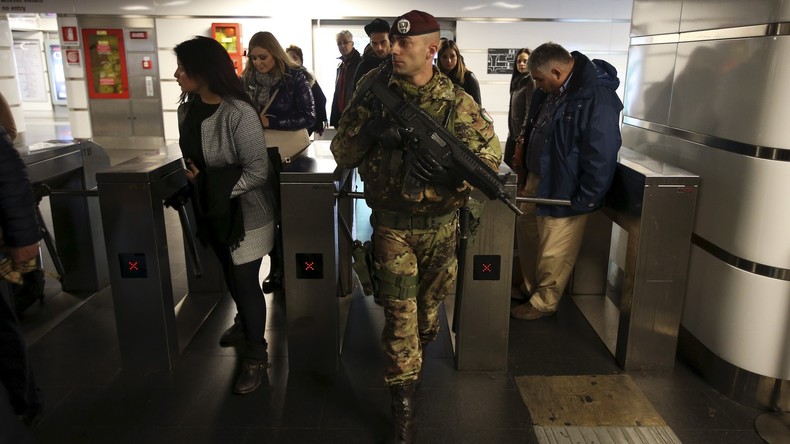 La présence d'un homme armé provoque l'évacuation de la gare centrale de Rome