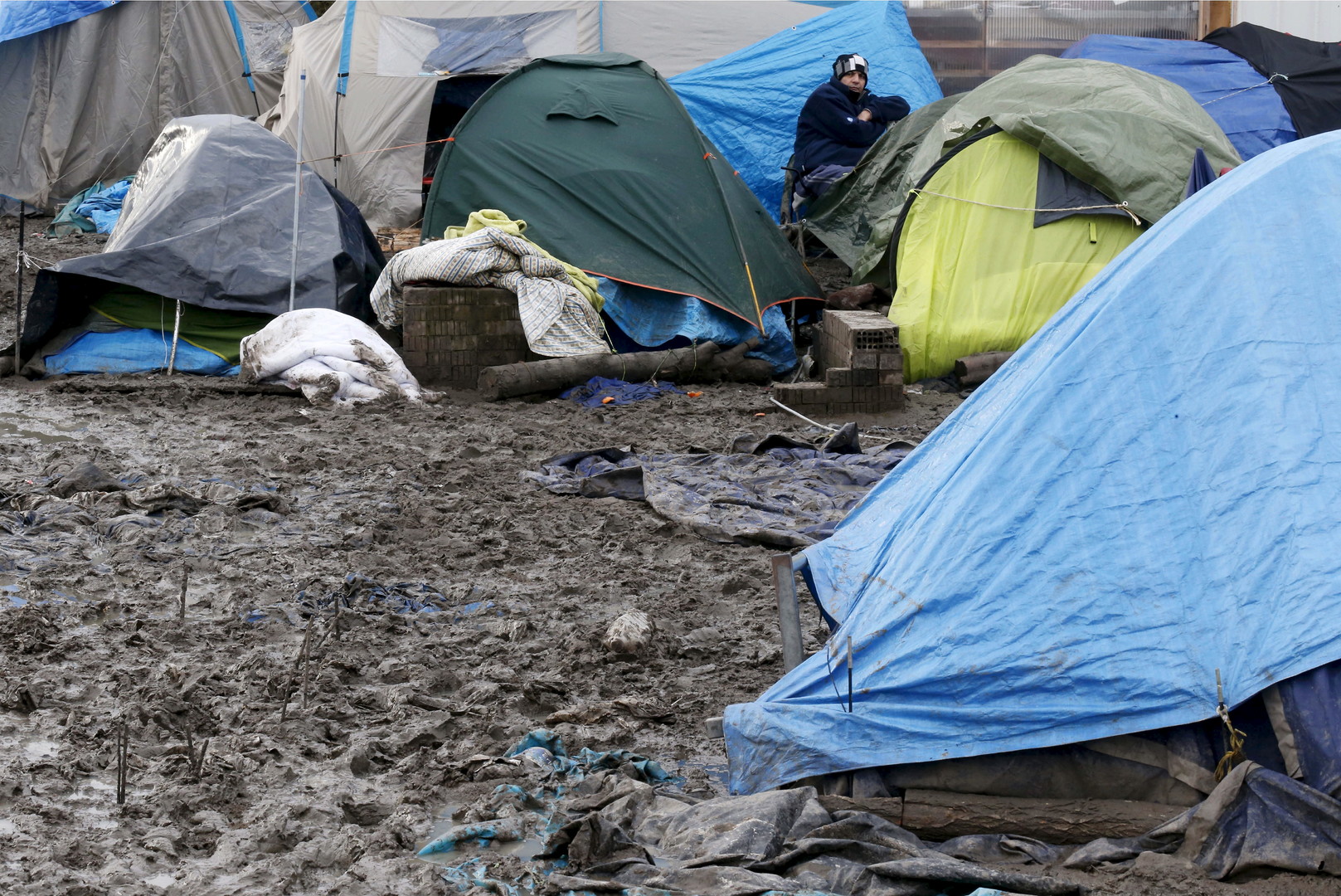 De fortes pluies dégradent les conditions humanitaires dans le camp de Grande-Synthe (PHOTOS)