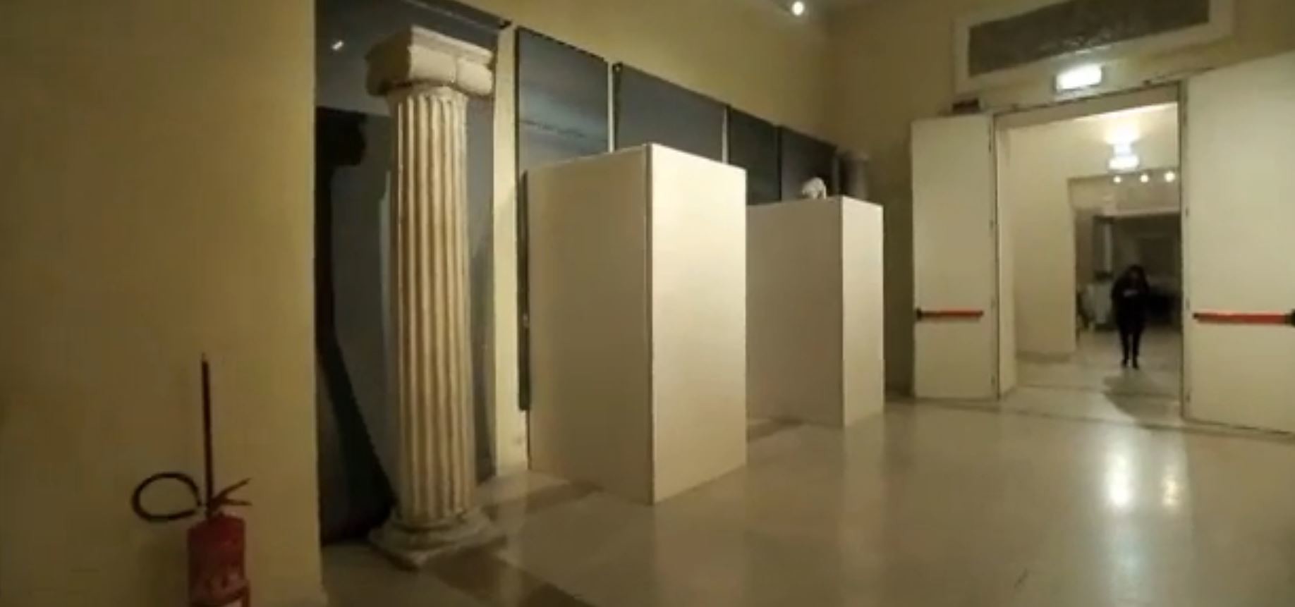 Quand Rohani est au musée de Rome, les statues de nus sont bien cachées