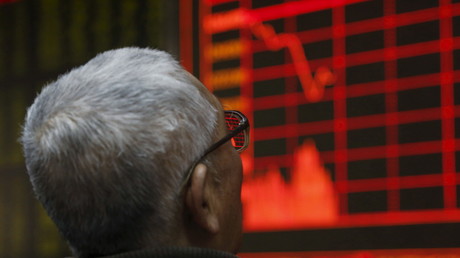 Une chute catastrophique déclenche pour la première fois la fermeture des Bourses chinoises