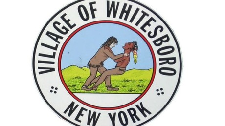 A New York, les habitants d'un quartier votent pour garder un logo jugé raciste