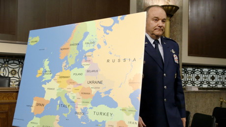 Pentagone : la dissuasion contre une agression russe est notre première tâche en Europe