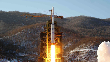 La Corée du Nord prépare-t-elle son premier vol spatial ou un test de missile balistique ?