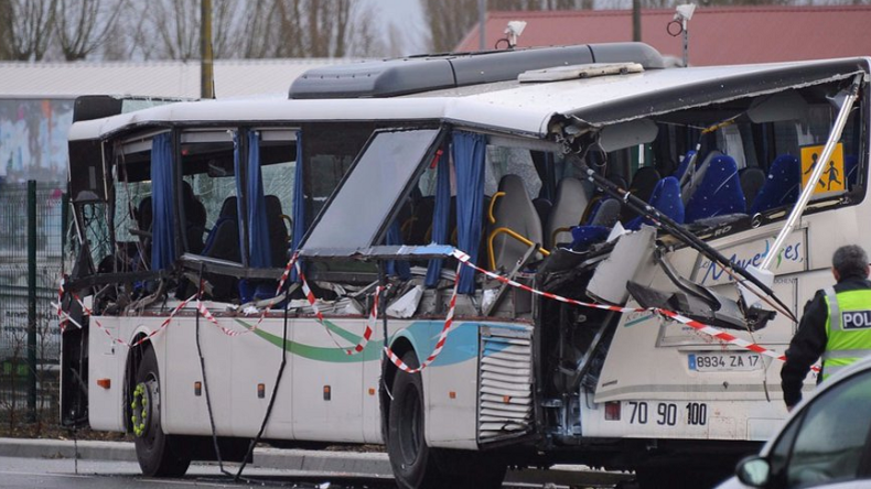 Accident à Rochefort : le chauffeur du camion mis en examen pour «homicides involontaires»
