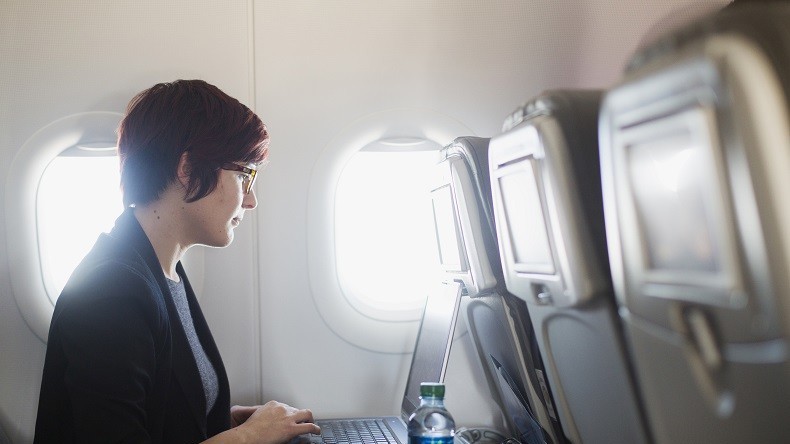 Femmes et informatique : meilleures programmatrices, mais victimes de discrimination ?