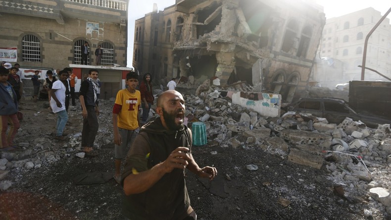 Yémen : au moins 12 enfants et 10 femmes seraient morts dans les frappes de la coalition saoudienne