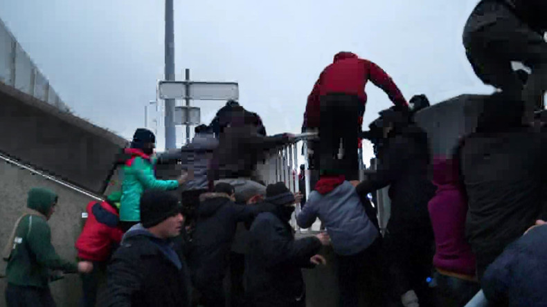 Migrants dans un ferry: un mois ferme requis contre 6 migrants, 1000 euros d'amende pour 2 Français