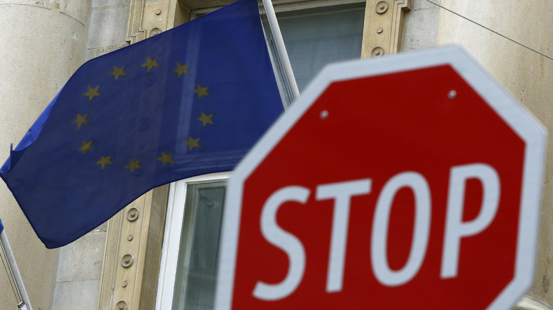 Dion, l’intelligence et l’artifice