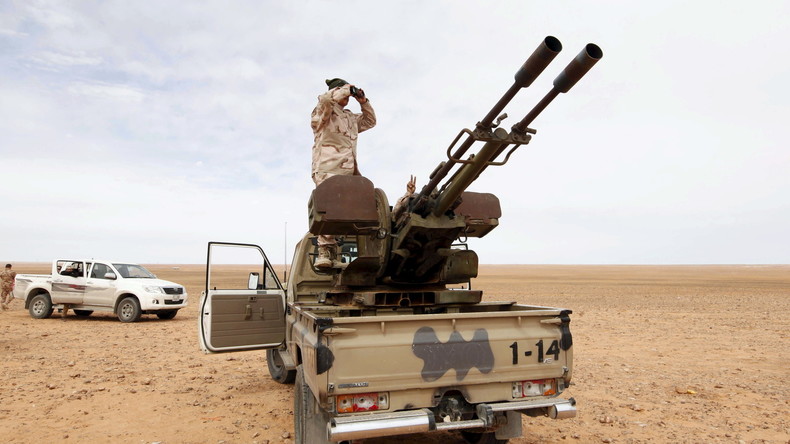 Jean Guisnel : «Je suis convaincu que la France prépare une intervention en Libye»