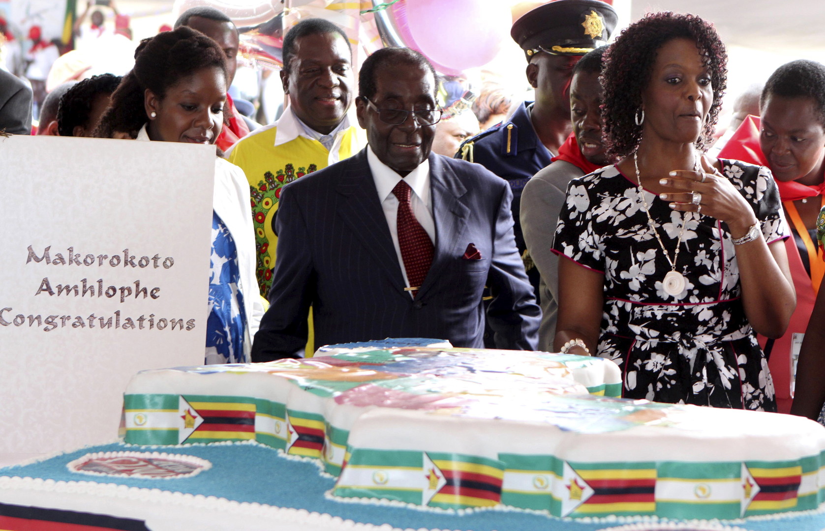 Zimbabwe : 50 000 convives pour le 92e anniversaire de Mugabe célébré en pleine sécheresse