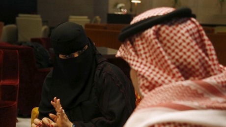 Arabie saoudite : des conseillères municipales, oui, mais dans des pièces séparées des hommes