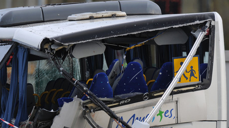Rochefort : six lycéens décèdent dans un accident de bus scolaire