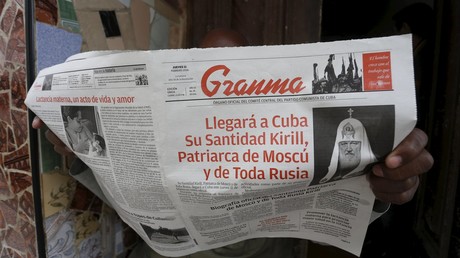 La Une du journal cubain Granma titrant de l'arrivée du Patriarche russe