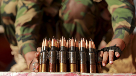 Grèce : arrestation de trois Britanniques en possession d'un véritable arsenal de guerre (VIDEO)