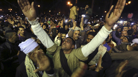 Les égyptiens fêtent la Moulid Al-Hussein, l'anniversaire du petit fils du prophète Mahomet
