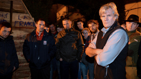 Les internautes détournent une photo de Stéphane le Foll, et c'est très drôle !