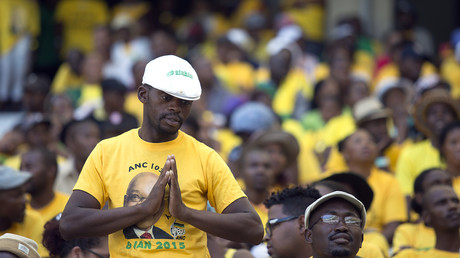 Des partisans de l'ANC lors des célébrations du 103ème anniversaire du parti le 10 janvier 2015 à Cape Town