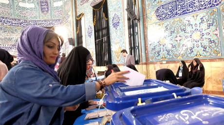 Iran : le pays vote aujourd'hui, un scrutin très important pour Hassan Rohani face aux conservateurs