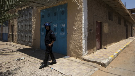 Un policier algérien